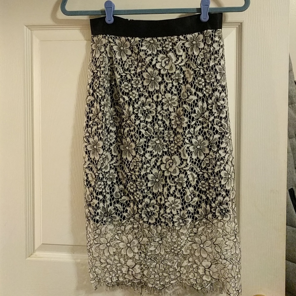 Midi black and white lace pencil skirt NEW size 2